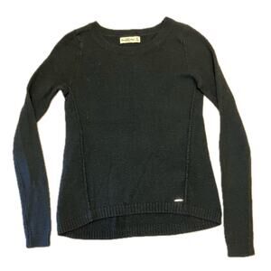 Black Abercrombie & Fitch crew neck sweater